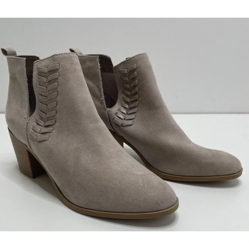 Qupid Booties Boots Taupe Women’s Size 7 Square Block Heel Cowgirl Rodeo Country